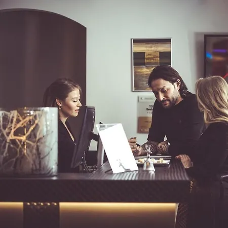 أم هوبفينسي