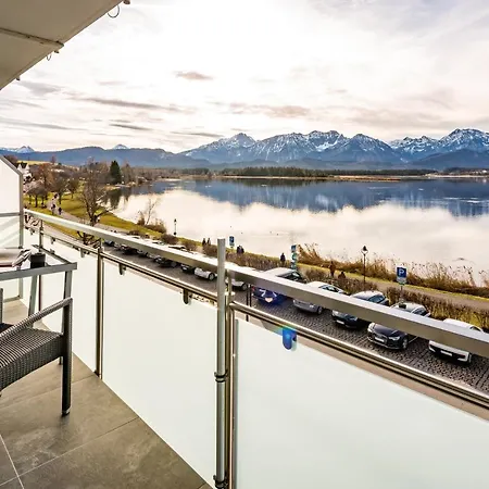 Отель Am Hopfensee 4*