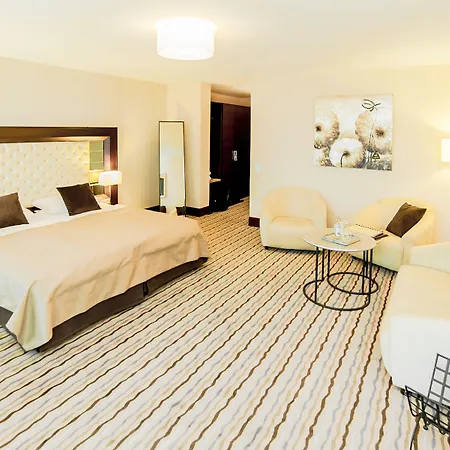 أم هوبفينسي 4*