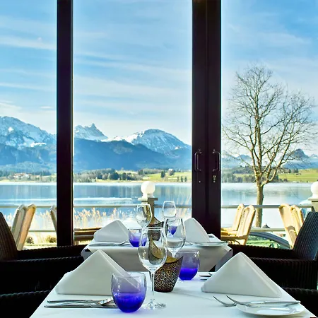 Отель Am Hopfensee 4*