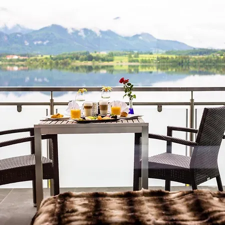 Hotel Am Hopfensee 4*