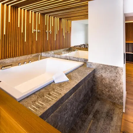 Hotell Am Hopfensee 4*