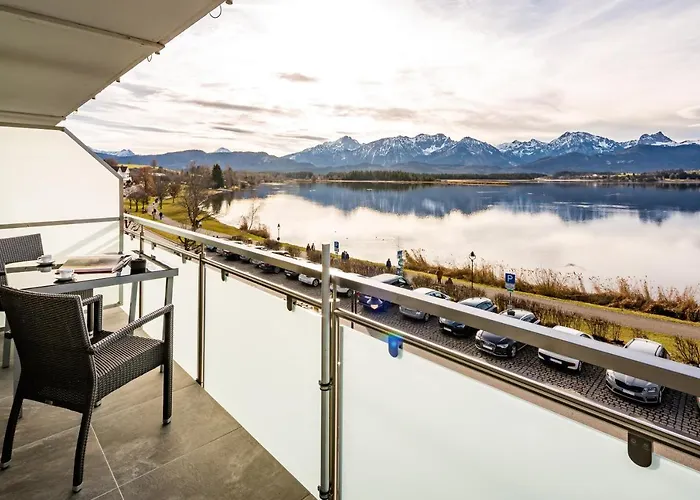 Готель Am Hopfensee 4*