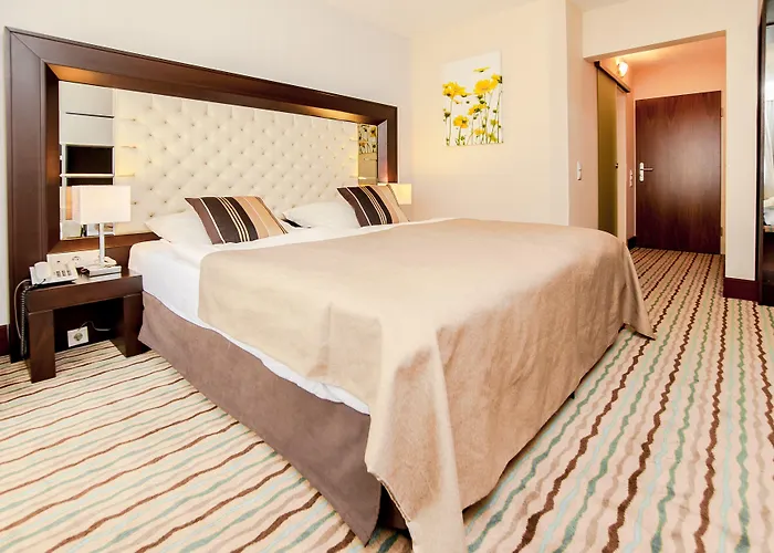 Готель Am Hopfensee